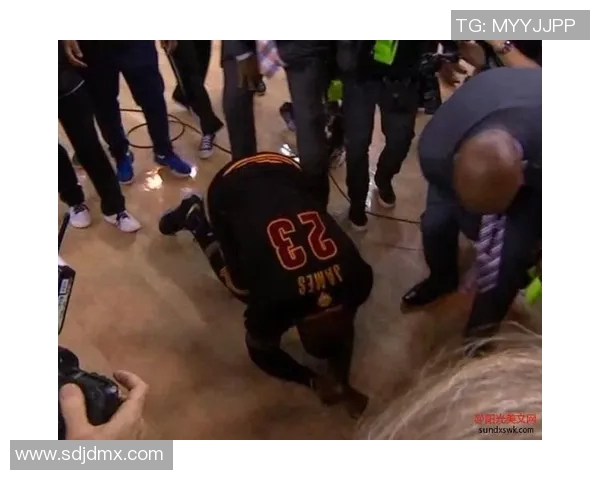 2018年NBA总决赛精彩回顾勇士与骑士的巅峰对决录像分析